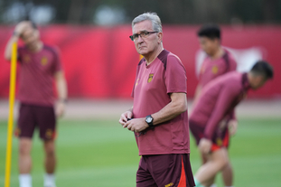 主场瞄准4连胜！阿德莱德主帅：全力争胜，全员健康迎战狮吼（主场冲击四连胜！阿德莱德主帅：全员齐整，誓斩狮吼）