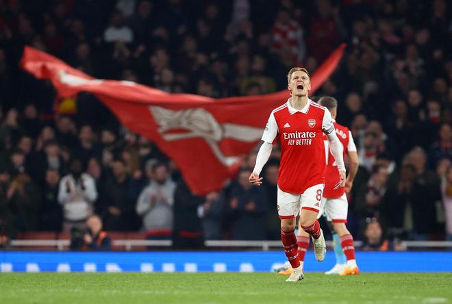 队报本周最佳海外球员阵：康沃首秀获成功，格列兹曼再度入选（《队报》海外球员周最佳阵容：康沃首秀闪耀，格列兹曼再次上榜）