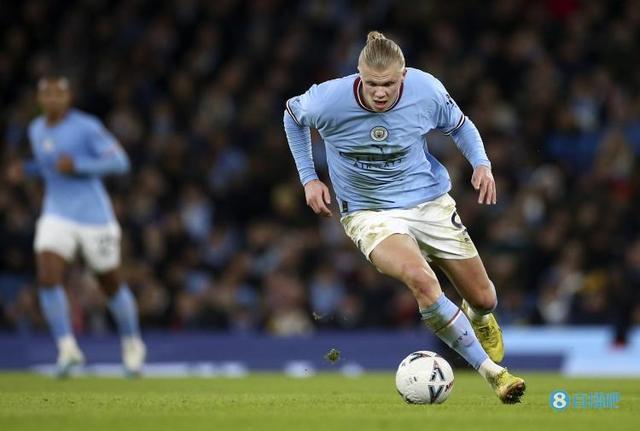 成都vs广岛三箭：费利佩、周定洋出战，德尔加多替补（成都迎战广岛三箭：费利佩、周定洋出战，德尔加多担任替补）