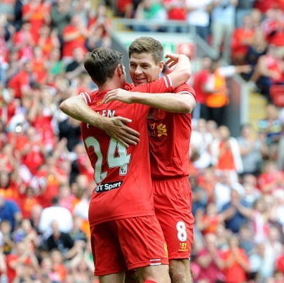 记者：世界杯抽签仪式开始前，大力神杯已经抵达华盛顿（世界杯抽签未启，大力神杯已抵达华盛顿）